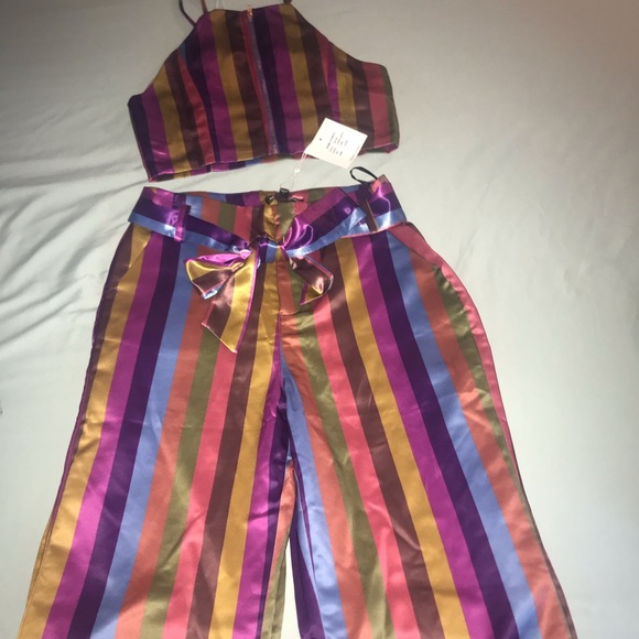 Lulus’s Multi Two Piece Outfit NWT - Picture 3 of 8